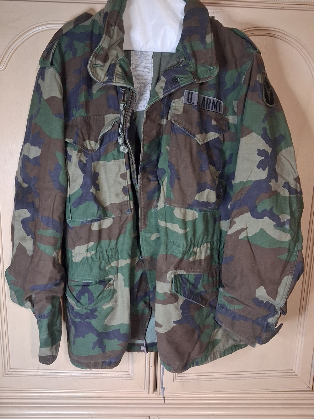 Vintage U.S. Army Jacket. Size L/XL.